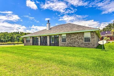 Gîte Rural Waterfront Pensacola Home W/ Florida Room!