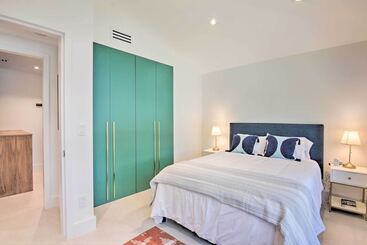 コテージ Luxe Wilton Manors Home W/ Private Boat Dock