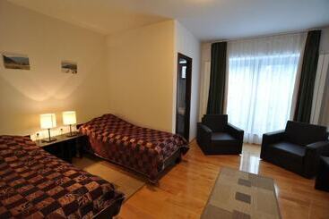 Mountain Rest Pension