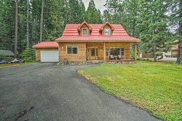 Landhus Cle Elum Lake Home W/ Hot Tub & Mountain Views