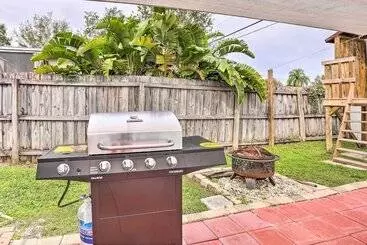 Mökkimajoitus Sun Kissed Largo Escape: Private Pool & Patio