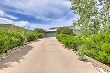 コテージ Sunlight Mountain Home W/ Hot Tub & View!