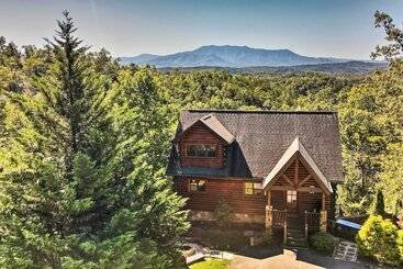 Hus på landet Pigeon Forge Cabin W/ Amazing Mountain Views!