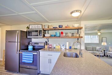 コテージ Waterfront Anderson Island Home W/kayaks