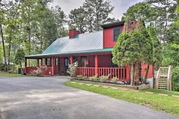 コテージ Sevierville Blue Ridge Bungalow W/ Hot Tub, Deck
