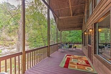 بيت ريفى Creekside Weaverville Home   16 Miles To Asheville