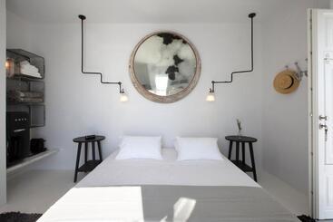 Hotel Erosantorini Estate