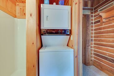 קוטג'' Murphy Cabin W/ Views < 1 Mi To Hiwassee Lake!