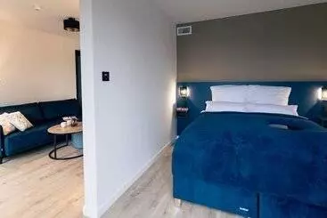 هتل آپارتمان Nena Lake Loft