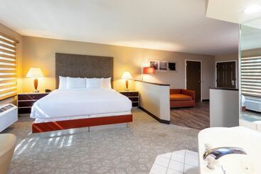 Grandstay Hotel & Suites Waunakee
