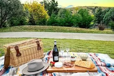 ペンション Hamilton House   Snowy Mountains