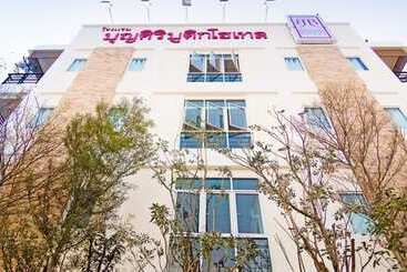 فندق Boonsiri Boutique