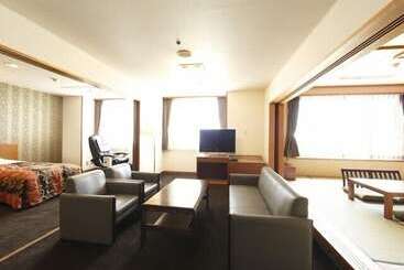 Hotelli Kuji Sanpia Hitachi