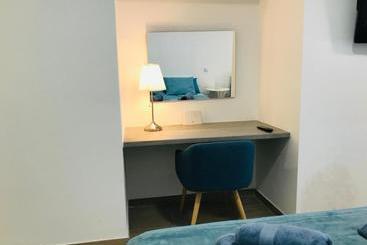 ツーリストアパートメント Tobago Beach