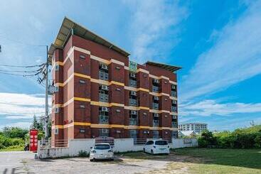 Hotel Supatranai Home Cha Am