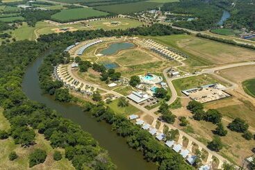 Kurort  Camp Fimfo Waco