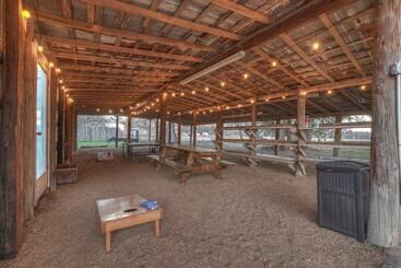 بيت ريفى Olive St. Ranch Dolly S House