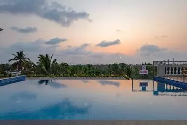 Hotel Artistry Suites