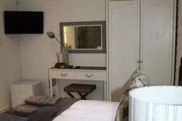 Aamiaismajoitus (B&B) Kleinzee Oceanfront Guest House