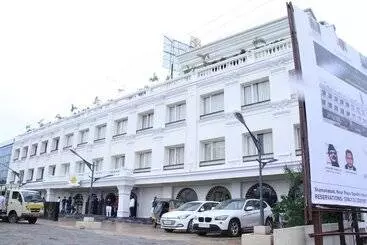 Szálloda Hyderabad Grand