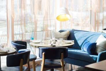 The Troubadour Hotel New Orleans