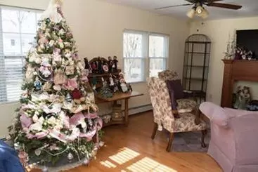 Windsong Retreat Bed & Breakfast