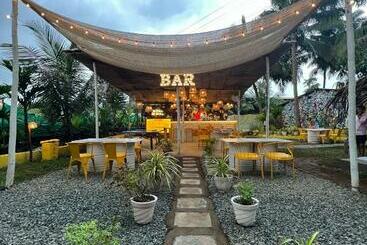 Whoopers Party Hostel, Palolem