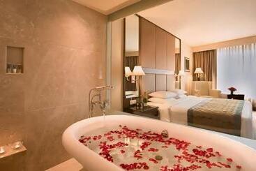 فندق The Oberoi Luxurious Camp