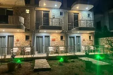 Hotel Noah S Home