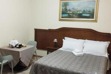 Отель Colosseo Colleferro