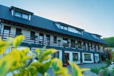 Pensiunea Fata Viilor