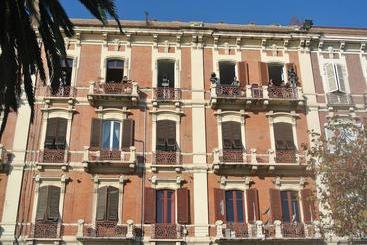 Aamiaismajoitus (B&B) Marina Di Castello