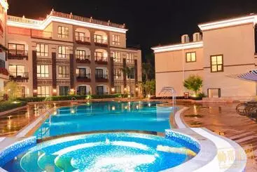 Hotel Sanya Yalong Bay Sintra Suites