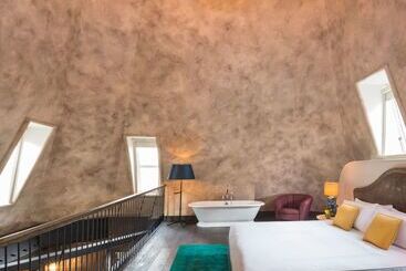 The Beekman, A Thompson Hotel, By Hyatt