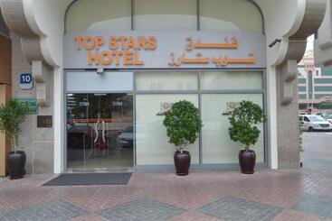 هتل Collection O Top Stars