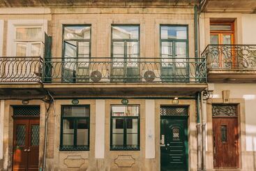 Aparthotel Oporto Sol