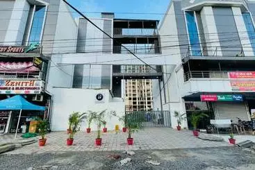 Zip By Spree Hotels Bhopal