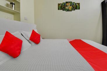 Oyo Flagship Hotel Azad Inn