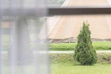 Apart Otel Tjörnbro Arena