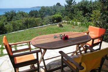 آپارتمان Agnanti Studios