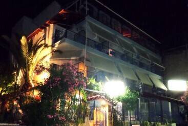 Appartements touristiques Artemis Studios & Apartments