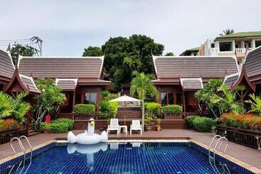 Hotel Kaya Mani Thai Villa Resort