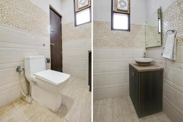 Hotel Oyo Flagship 11 Inn Sisbro Retreat