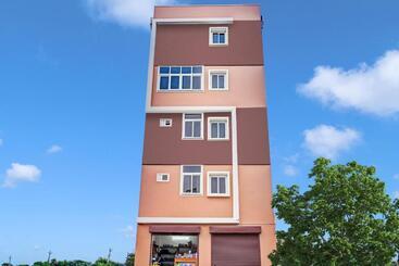 Hotel Home Msr Guest Inn