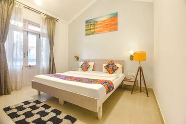 בית מלון כפרי Fabexpress The Golden Leaf