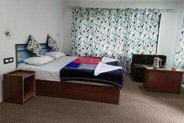 Hotel Tip Top Pahalgam