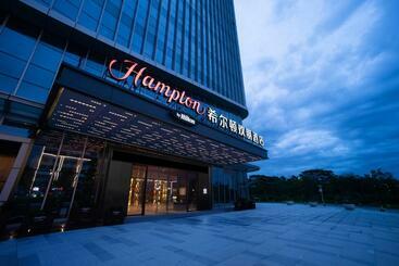 בית מלון כפרי Hampton By Hilton Zhongshan Cuiheng