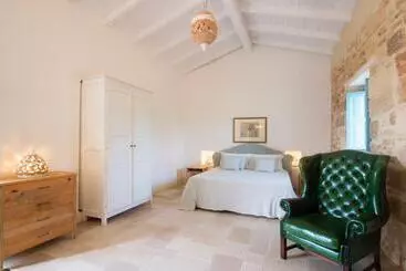 تختخواب و صبحانه Masseria Fano Relais & Wine