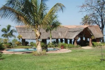 Hotel Nkhudzi Beach Lodge