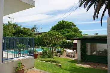 پانسیون Aqua Marine Guest House